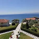 Апарт-отель Makris Gialtra