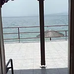 Makris Апарт-отель *