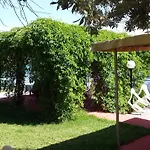 Makris