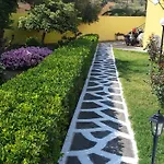 Makris Апарт-отель *
