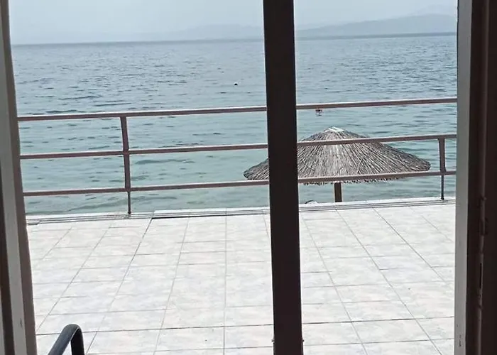 Makris Apart-hotel *