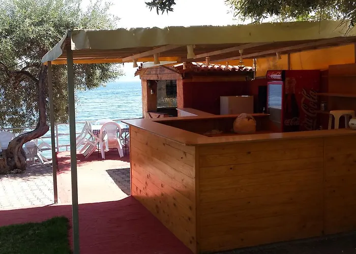 Apart-hotel Makris Gialtra