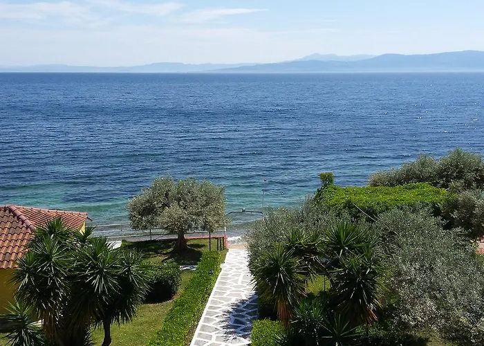 Makris Apart-hotel *