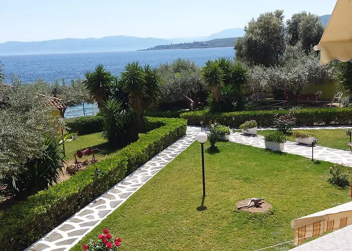 Makris Apart-hotel Gialtra